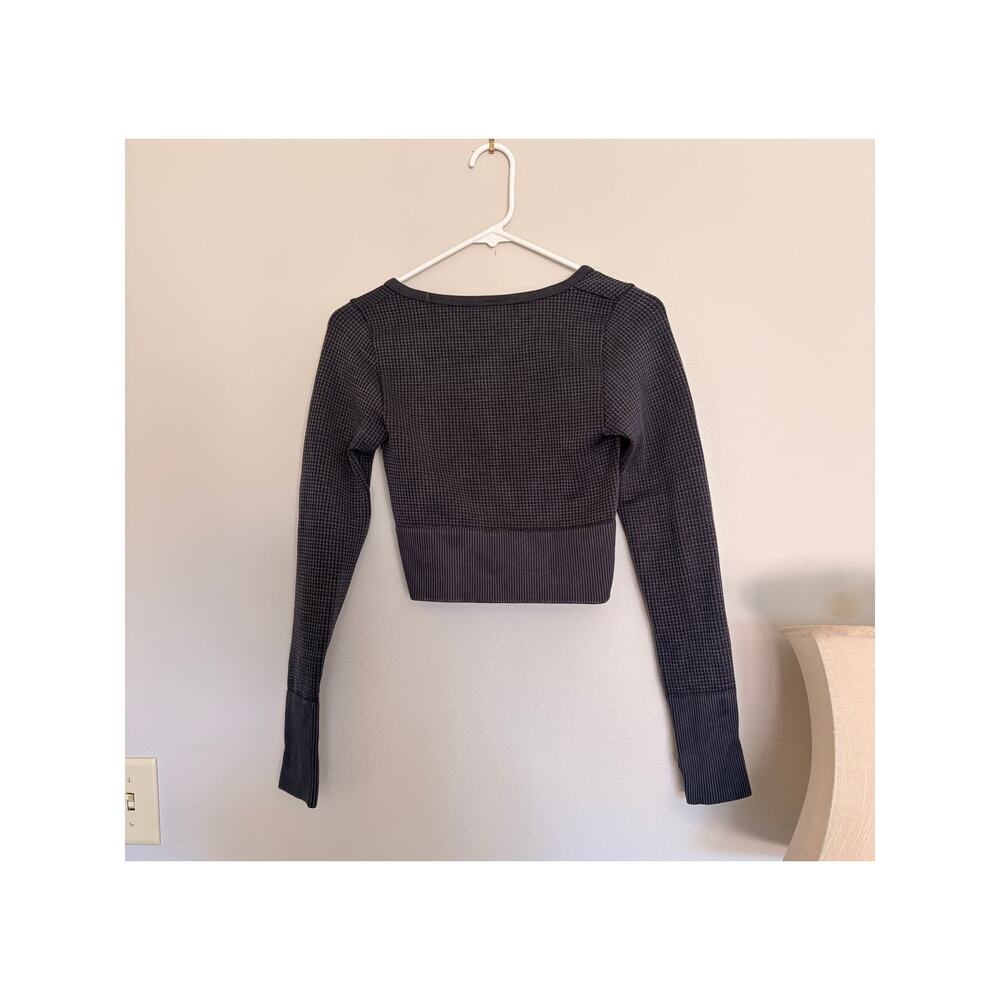 Aerie Navy Button Long Sleeve Crop Top - Picture 4 of 4